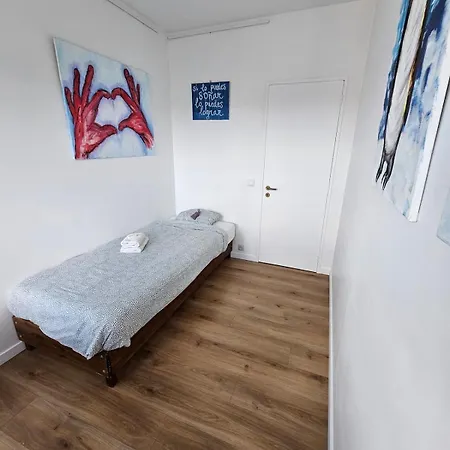 Apartment El - Cozy Bright Flat In The Corner Of *